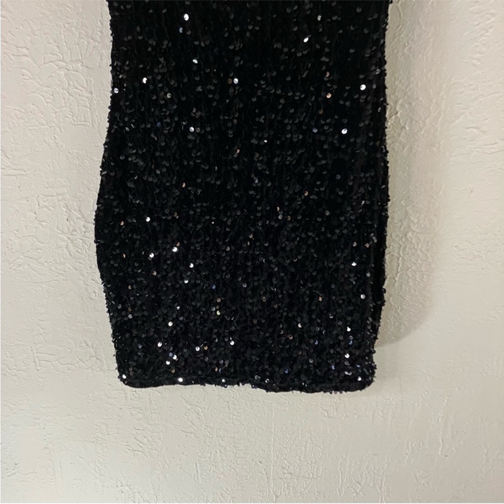 Lucy In The Sky Briar Sequin Bodycon Dress in Black - Picture 5 of 10